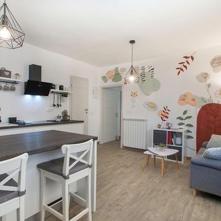Apartment Vinotoc อิซอลา ภายนอก รูปภาพ