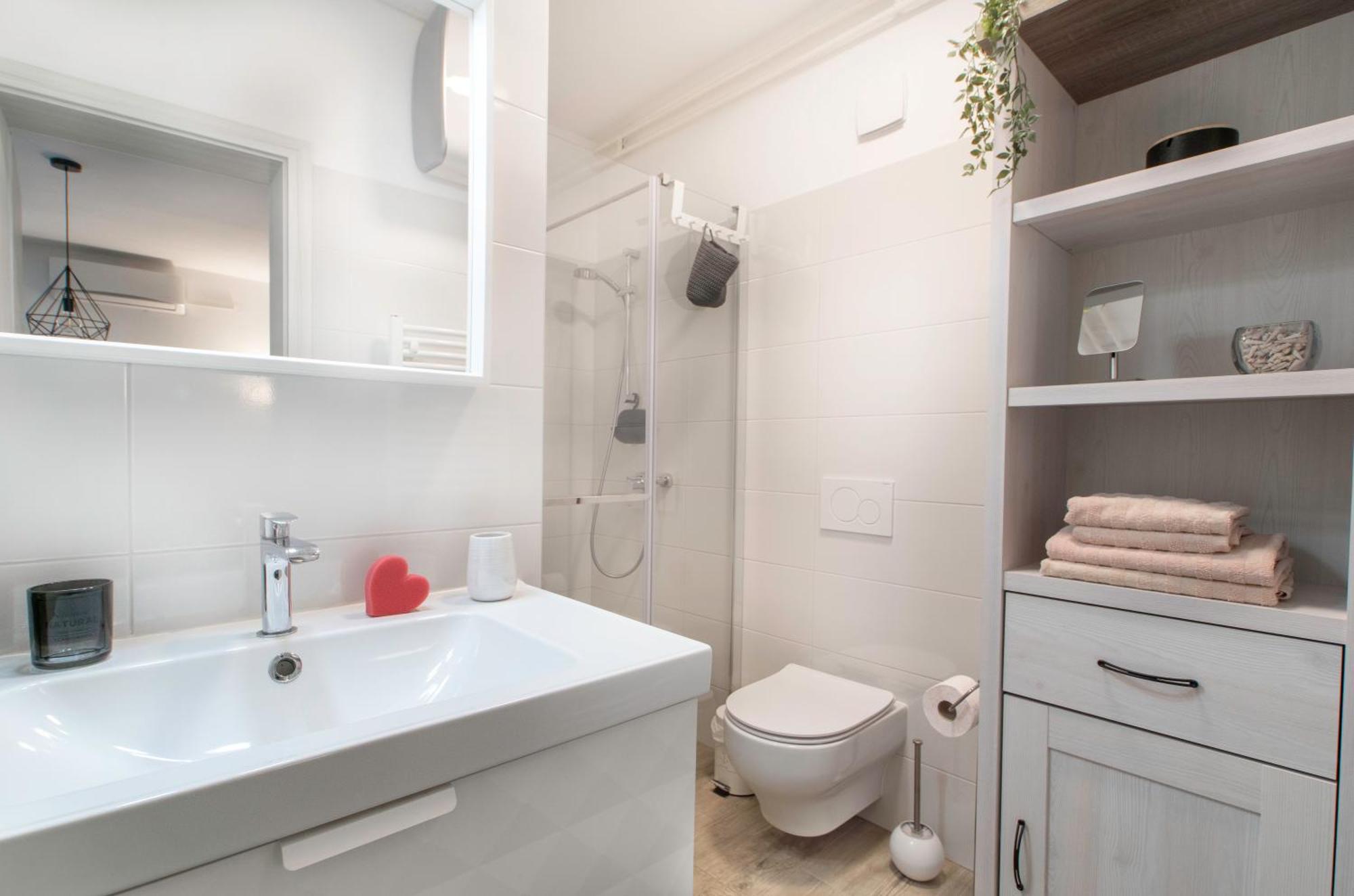 Apartment Vinotoc อิซอลา ภายนอก รูปภาพ